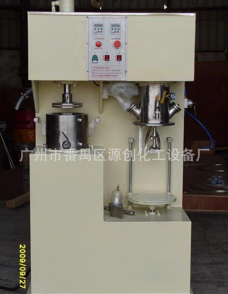真空混膠機(jī)的工作原理怎樣？
