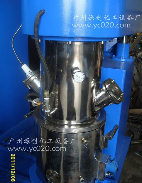 電動(dòng)真空攪拌機(jī)的功能及優(yōu)勢(shì)